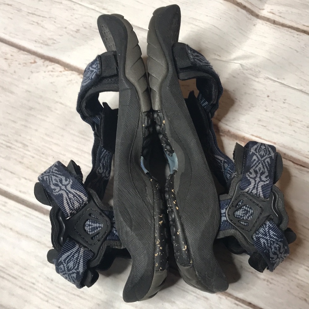 TEVA Woman’s Hiking Sandals Shoc Pad Navy Size 6 - Picture 2 of 12